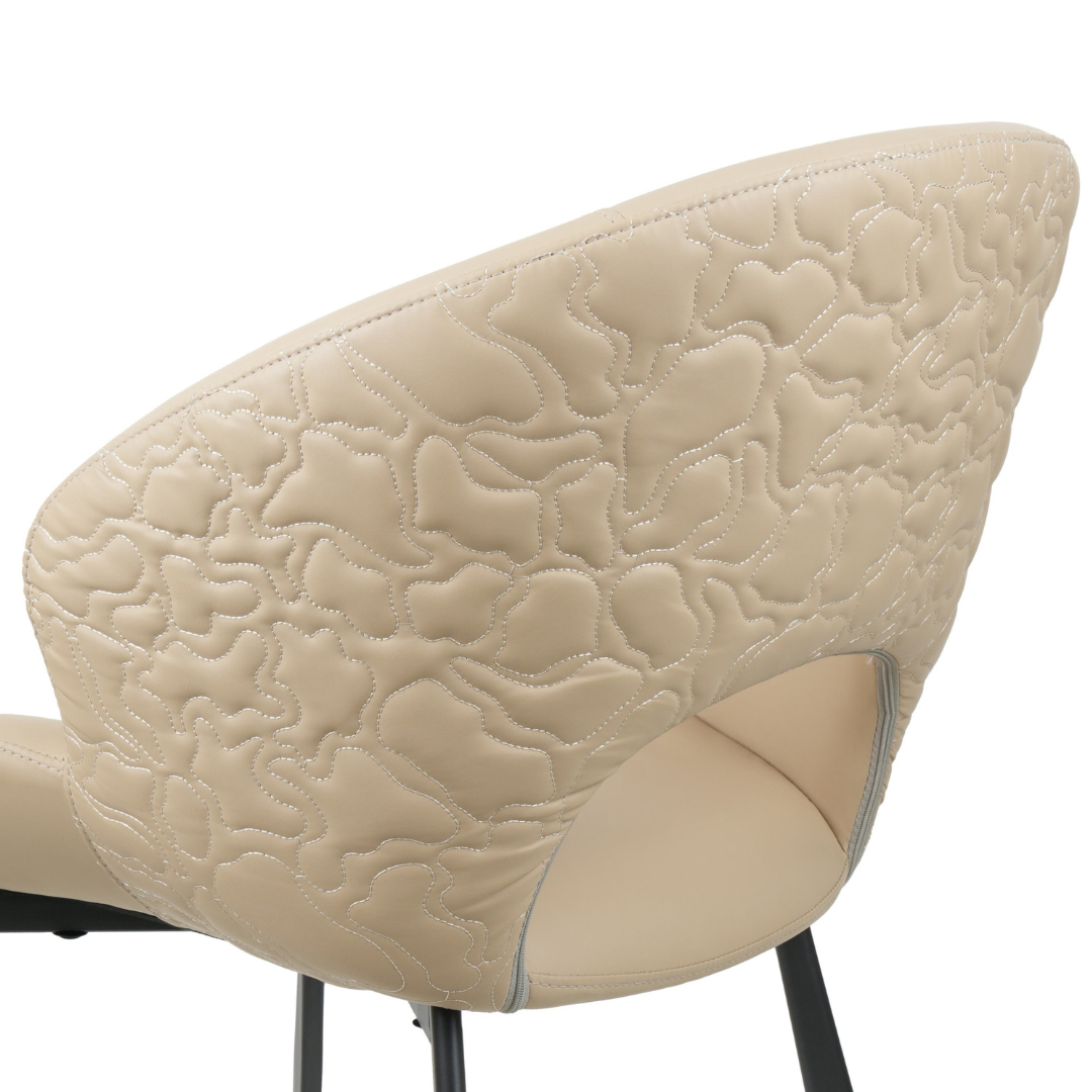 Besta – Ergonomisk Spisestuestol i Beige Skinn