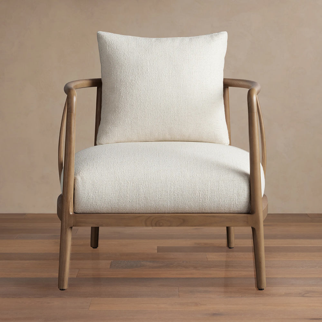 Zenyth – Skandinavisk Loungestol i Eik og Tekstiltrekk