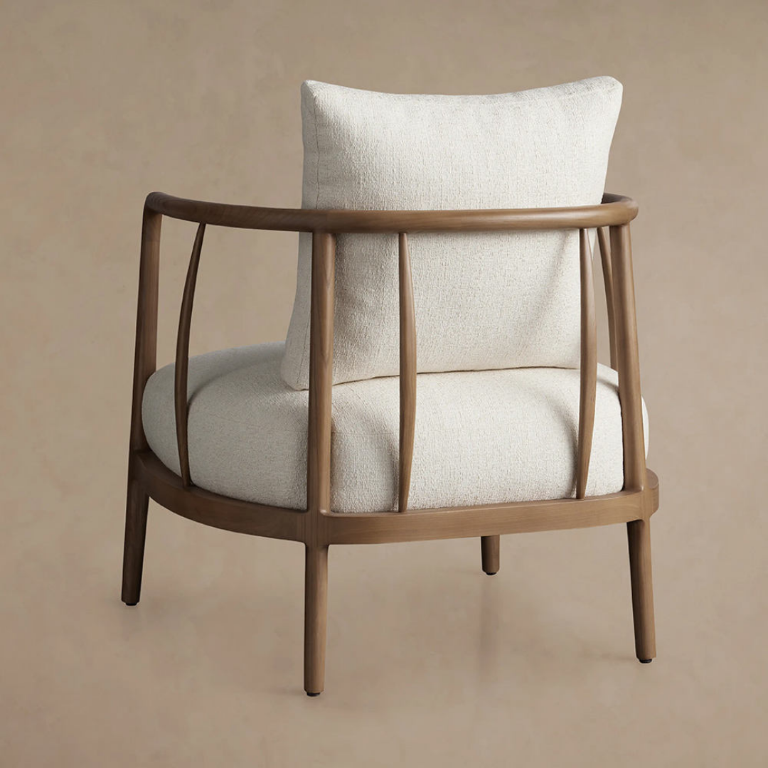 Zenyth – Skandinavisk Loungestol i Eik og Tekstiltrekk
